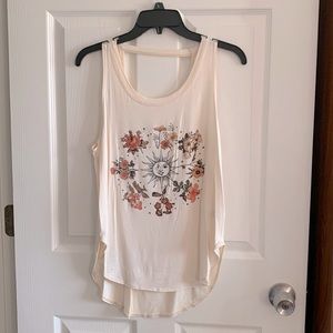 Dirtee laundry top